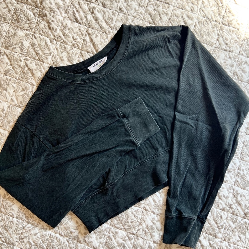 Double Zero CROPPED DISTRESSED SWEATSHIRT